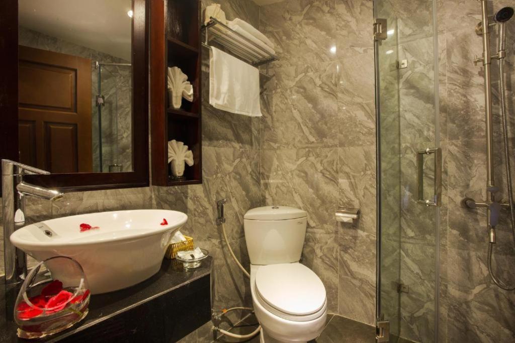 Ambassador Hanoi Hotel & Travel Екстериор снимка
