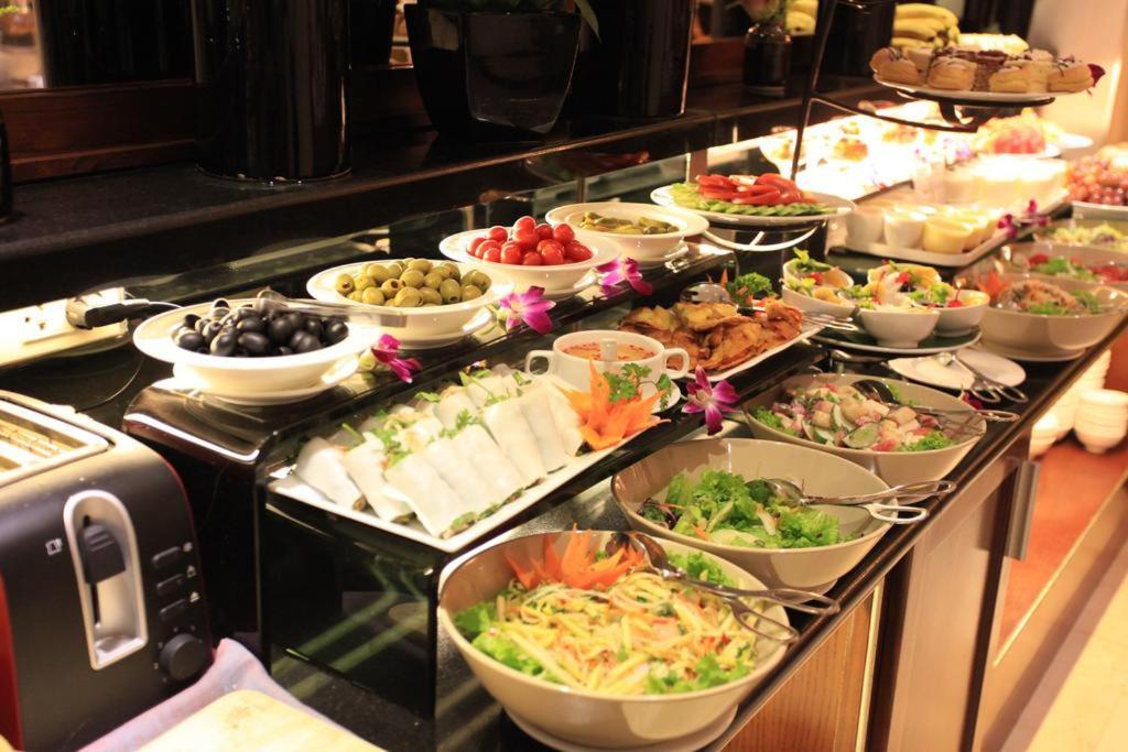 Ambassador Hanoi Hotel & Travel Екстериор снимка