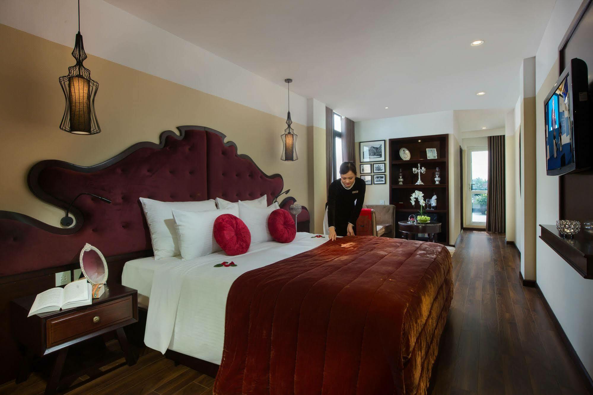 Ambassador Hanoi Hotel & Travel Екстериор снимка