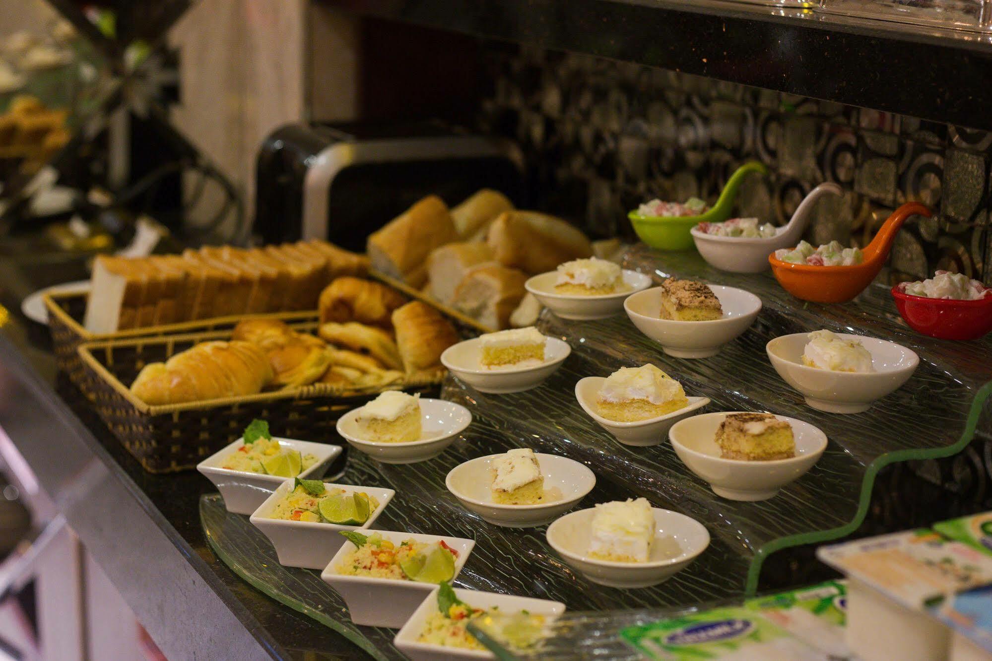 Ambassador Hanoi Hotel & Travel Екстериор снимка